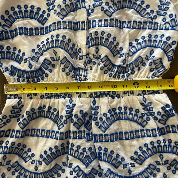 Main Strip Women's White and Blue Embroidered Eyelet button down Romper size L - Picture 8 of 11